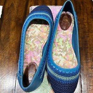 The Sak Women’s Crochet flats